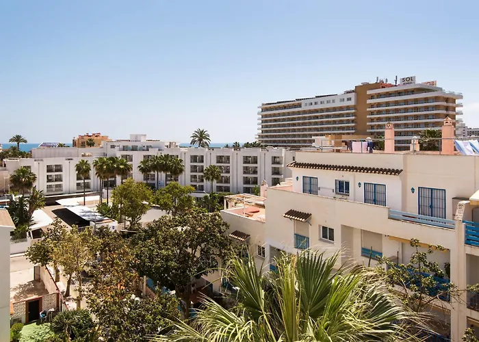 Apartment Bajondillo Beach, Large Loft With Intense Sun Torremolinos