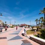 Апартаменти Bajondillo Beach, Large Loft With Intense Sun Торремолінос