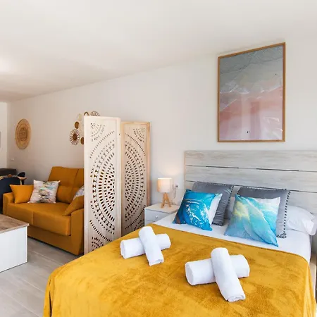 Bajondillo Beach, Large Loft With Intense Sun Lejlighed *