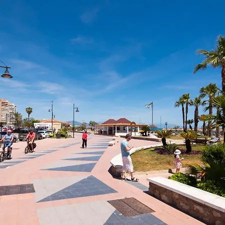 דירה Bajondillo Beach, Large Loft With Intense Sun טורמולינוס